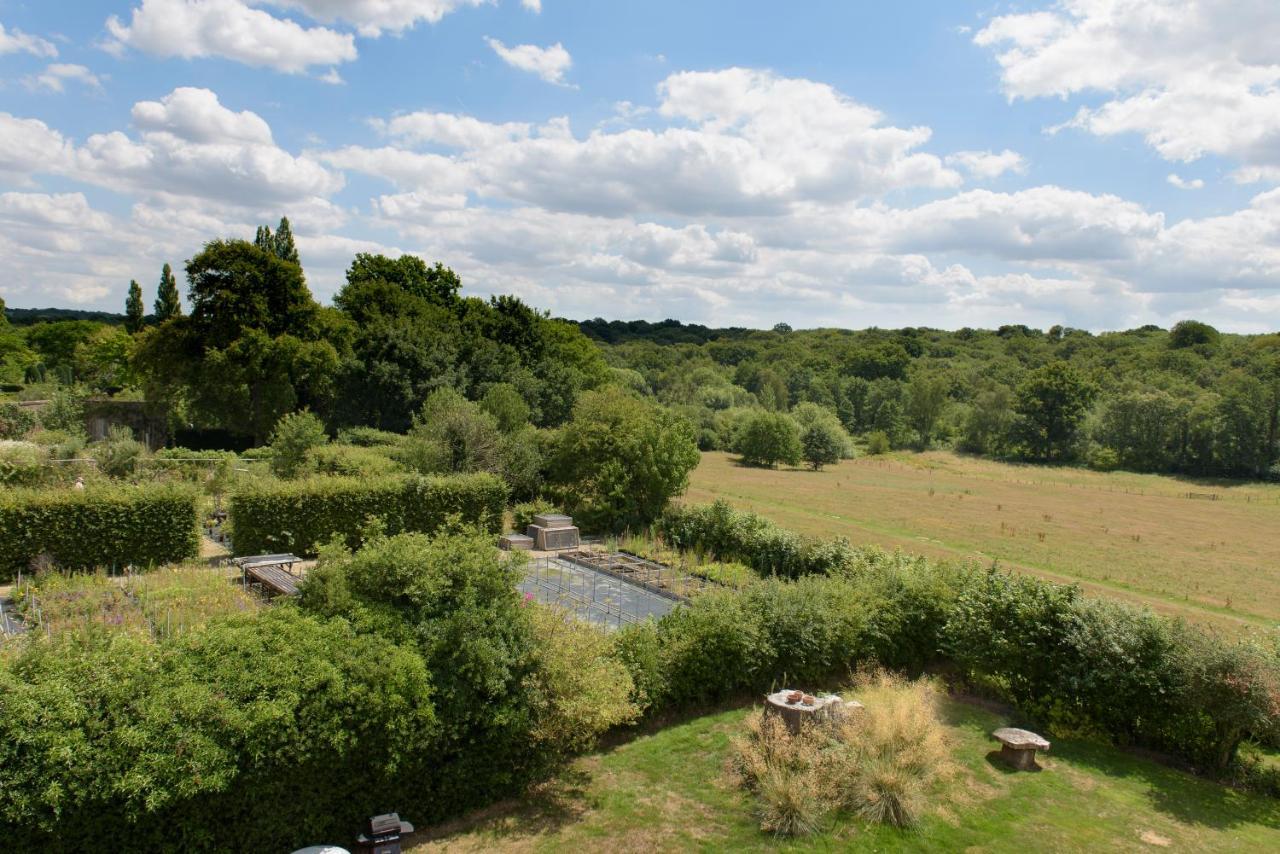 Sissinghurst Castle Farmhouse エクステリア 写真