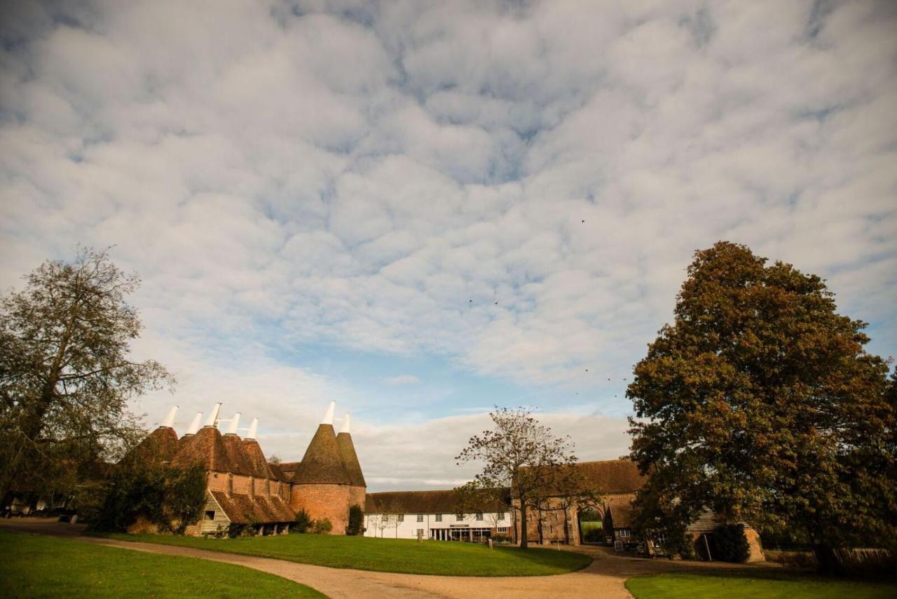 Sissinghurst Castle Farmhouse エクステリア 写真