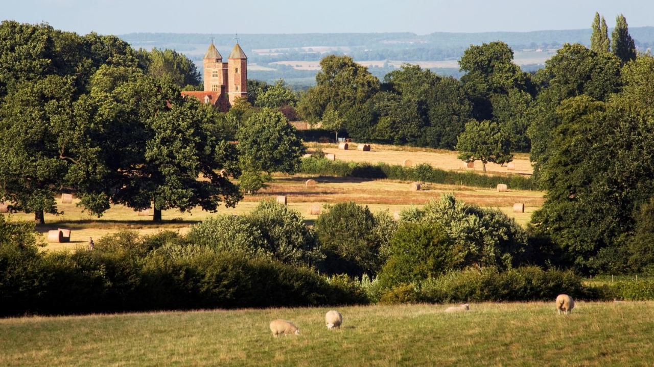 Sissinghurst Castle Farmhouse エクステリア 写真
